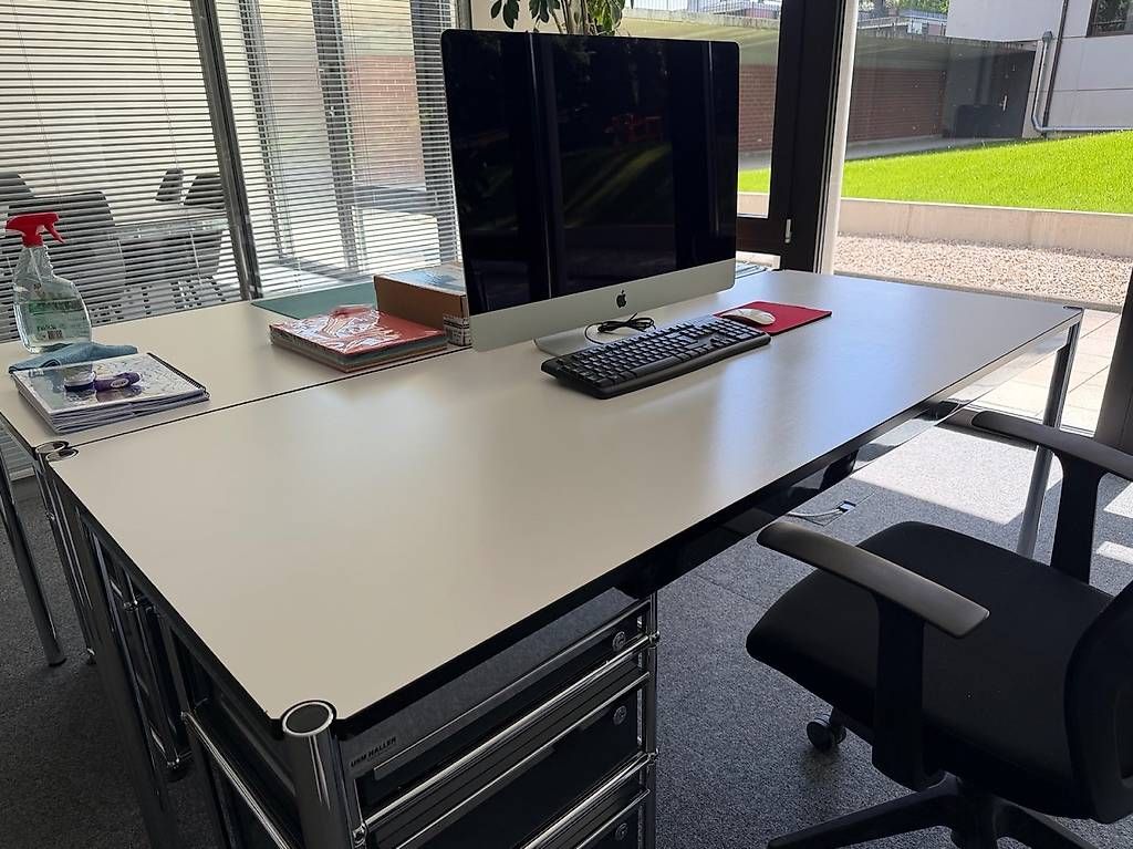 Scrivanie: USM - Bureaux 175x75 – Usato da Rolle venduto da nla_js68