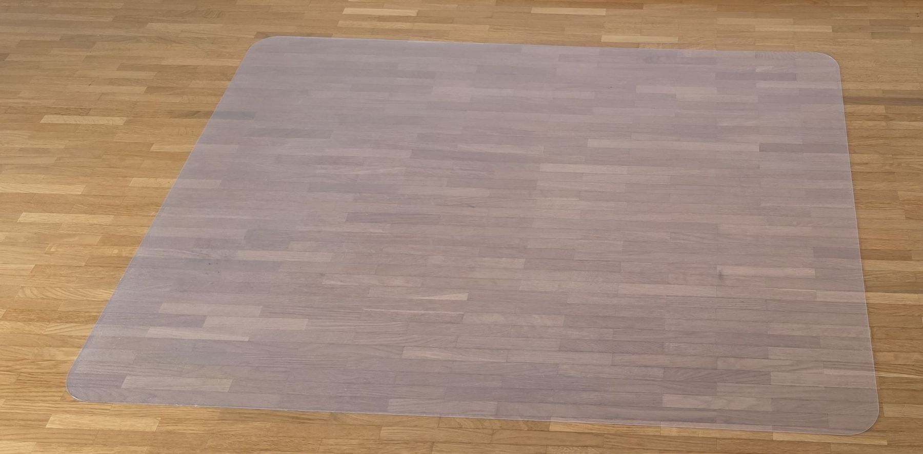 Bodenmatten: Bodenmatte transparent rechteckig 88x120 cm – Gebraucht aus Dagmersellen von buc_786y