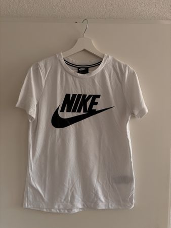 Nike Sportshirt