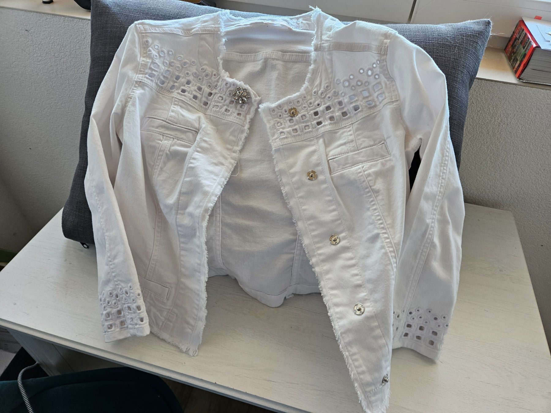Liu Jo Giacche: Veste Liu-Jo – Nuovo (secondo la descrizione) da Tolochenaz venduto da Dorry01