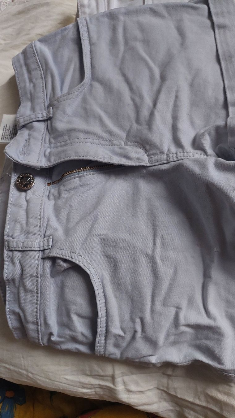 H&M Lotti & Set di vestiti: Short in gelbe Farbe/ Gr.146&152 – Nuovo (secondo la descrizione) da Basel venduto da O-MEGA 8