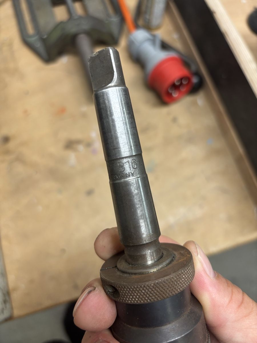 Tous les outils: Bohrfutter Albrecht Germany MK2 0-10mm B16 – D'occasion à Niederuzwil par MT5612 2
