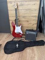 E-Gitarre Gear4music rot mit Verstärker und Tasche