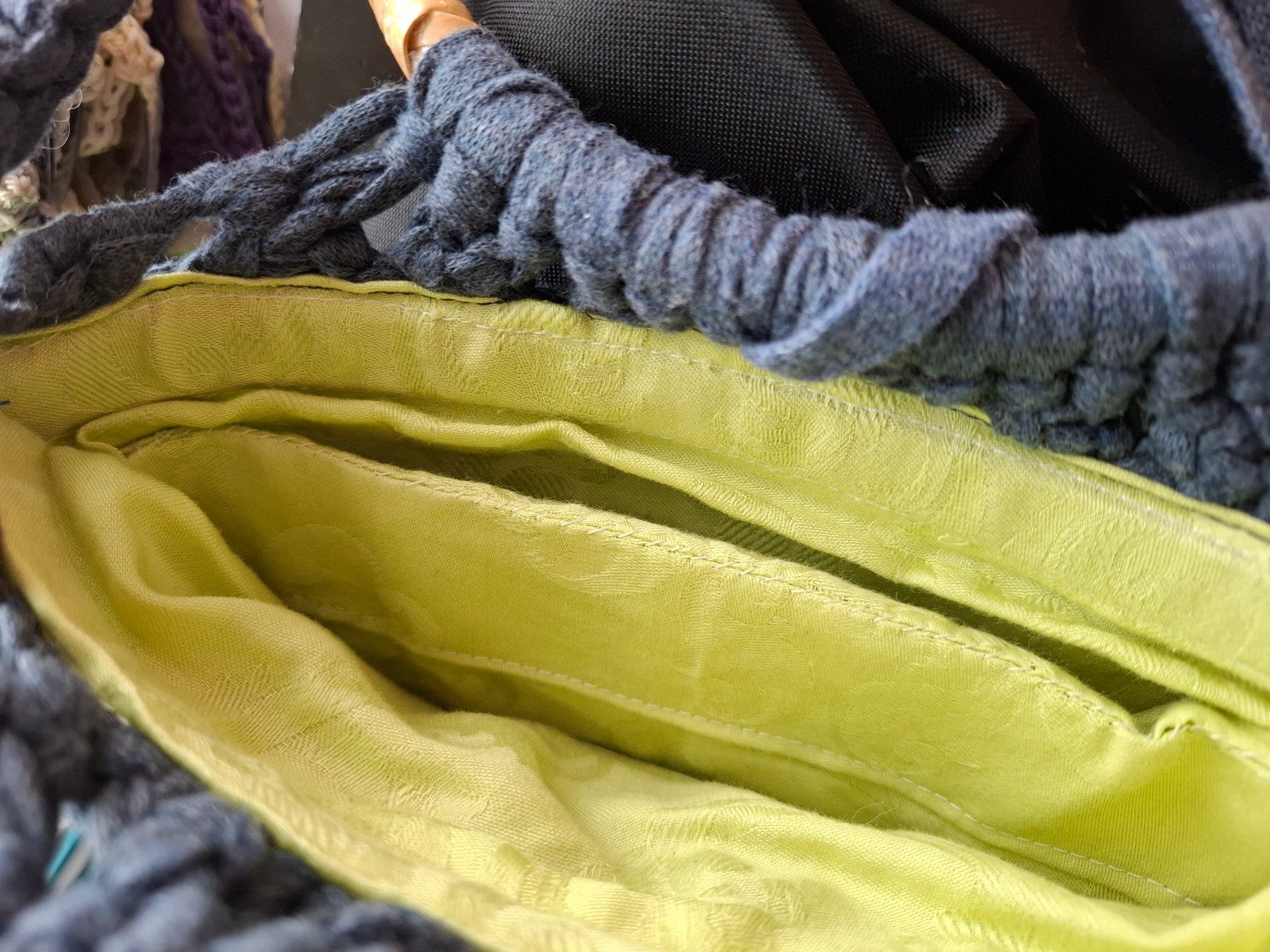 Borse da donna: Handtasche – Nuovo (secondo la descrizione) da Bäretswil venduto da Esku01 1