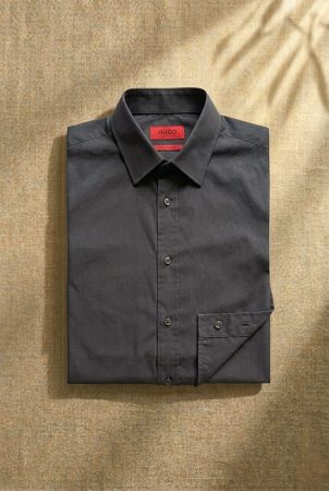 Chemise Hugo Boss comme neuve