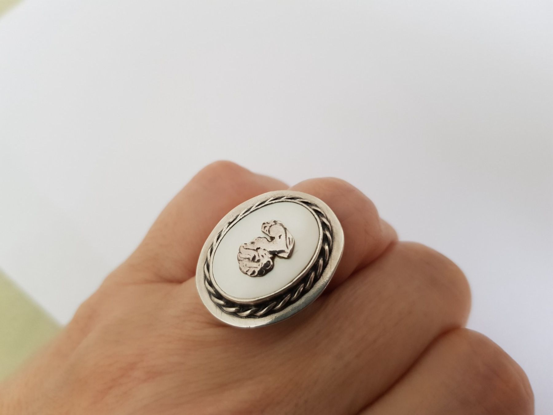 Anelli: Ring Silber 925 mit Kamee, Gr.54, neuwertig – Nuovo (secondo la descrizione) da Berneck venduto da heikodzint 9