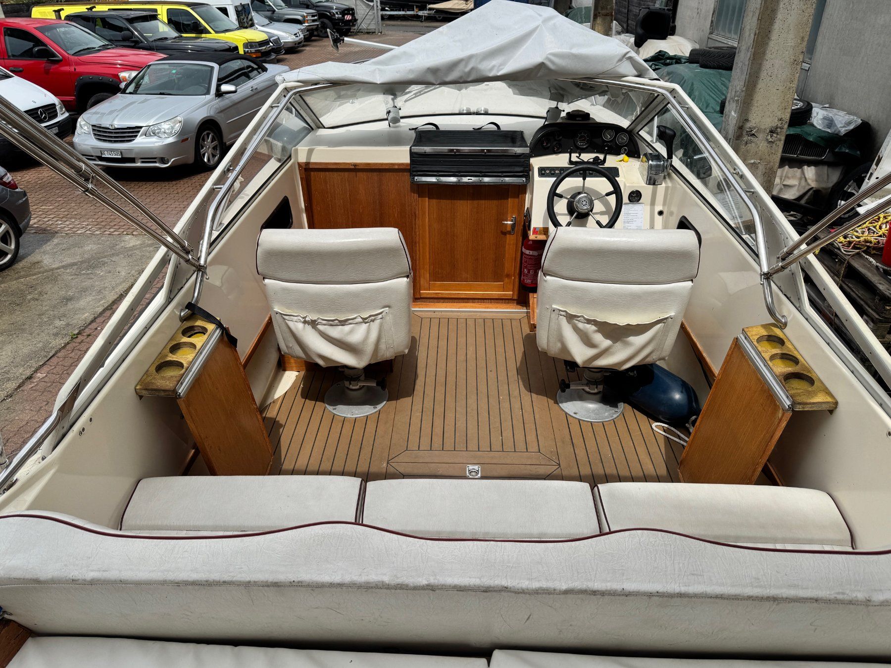 Windy Barche: WINDY 22 SPORT -  EINTAUSCH PW BOOTE - HAFENPLATZ – Usato da Avenches venduto da BOOTTRANSPORTE 8