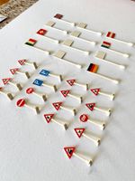 Lego Vintage Strassentafeln und Fahnen