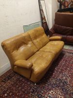 Ledersofa 2-Plätzer beige mit Defekt, gebraucht.