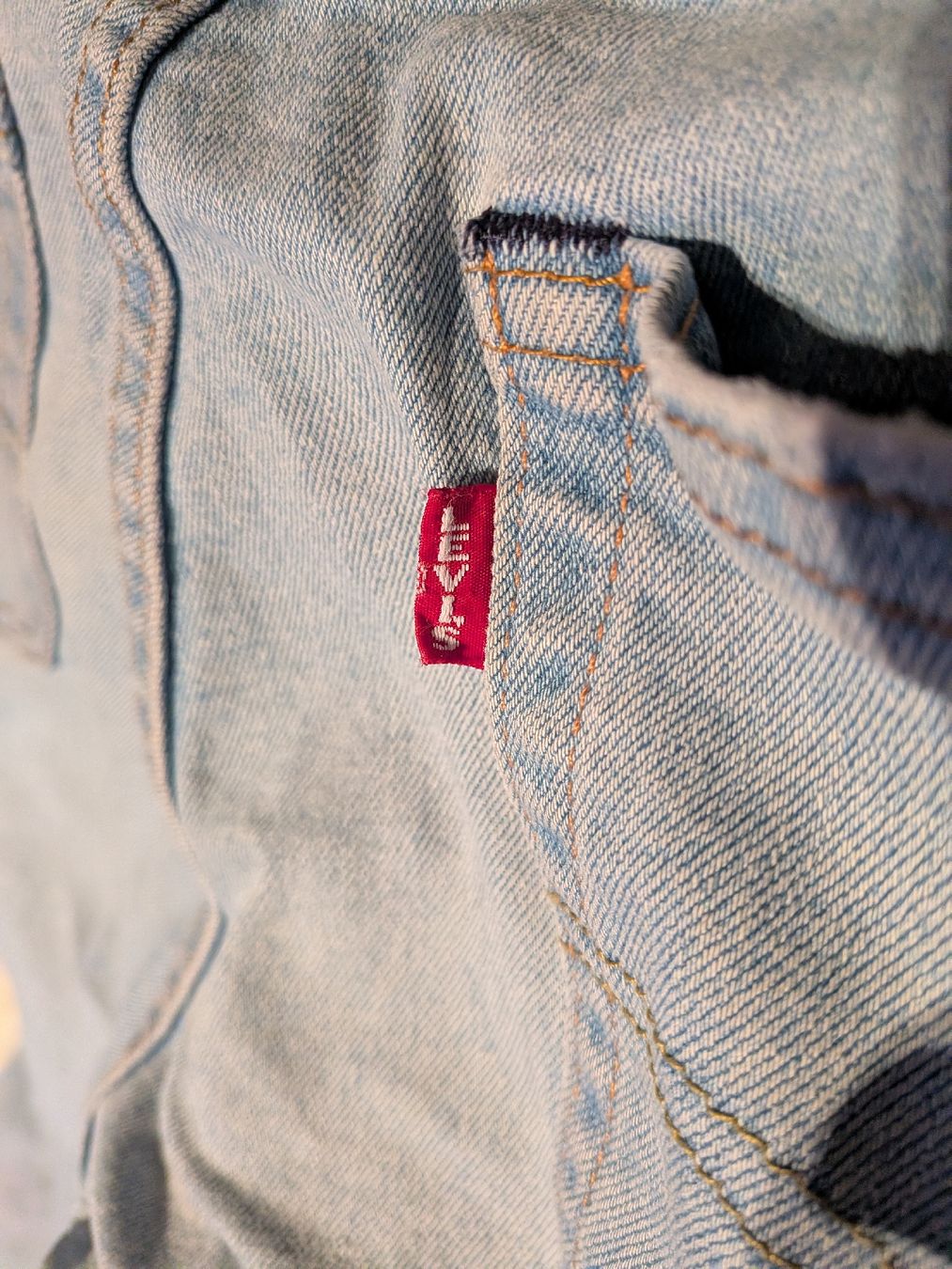 Levi's Jeans: levi's 511 W33 L34 men light denim – Usato da Zürich venduto da 00ced 3