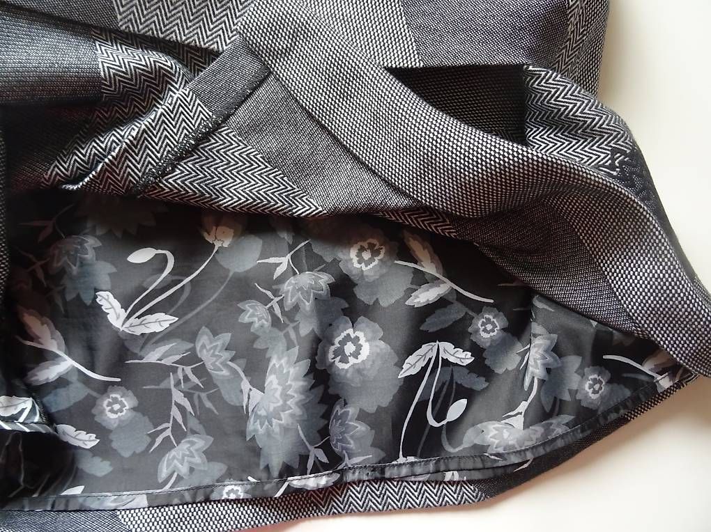 Desigual Gonne: Desigual Jupe – Usato da Niederbipp venduto da PiaZ01 2