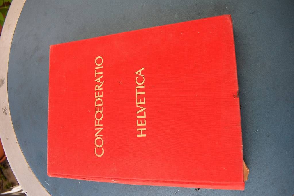 Livres: Confoederation Helvetica – D'occasion à Brügg BE par Aristotolius