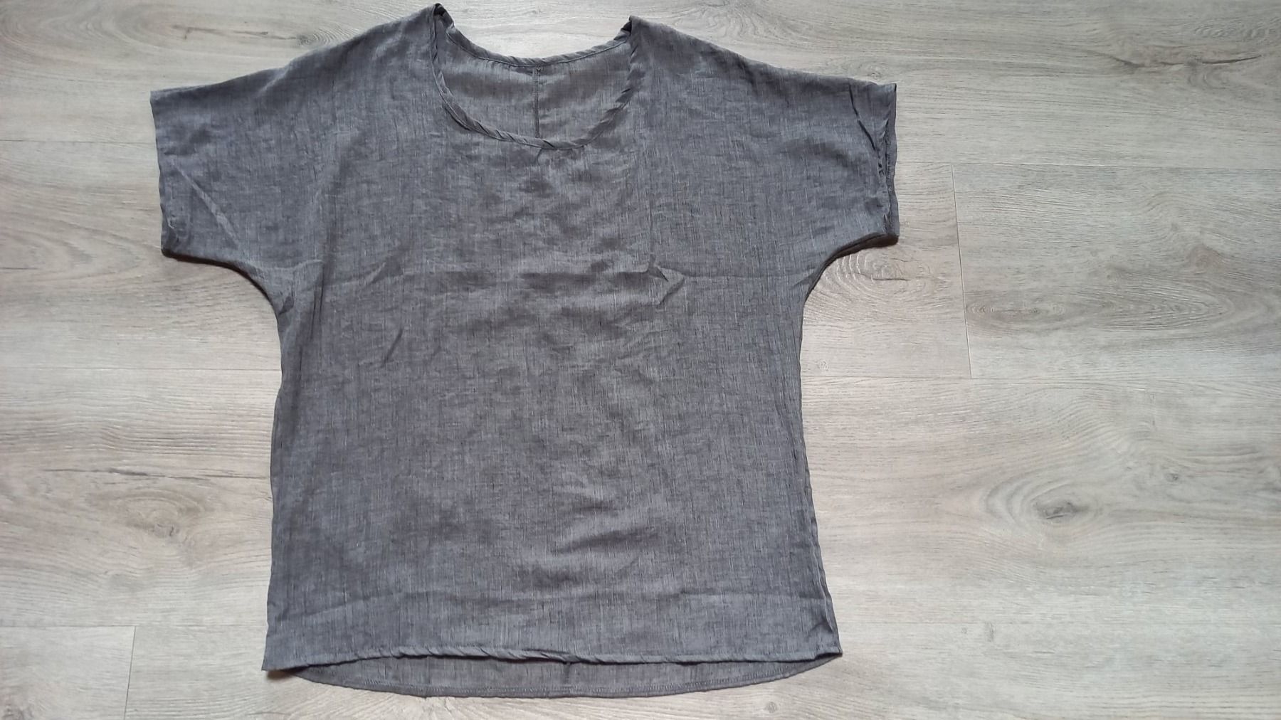 T-shirt: Shirt  Neu  L – Nuovo (secondo la descrizione) da Bätterkinden venduto da Elefantenzoo