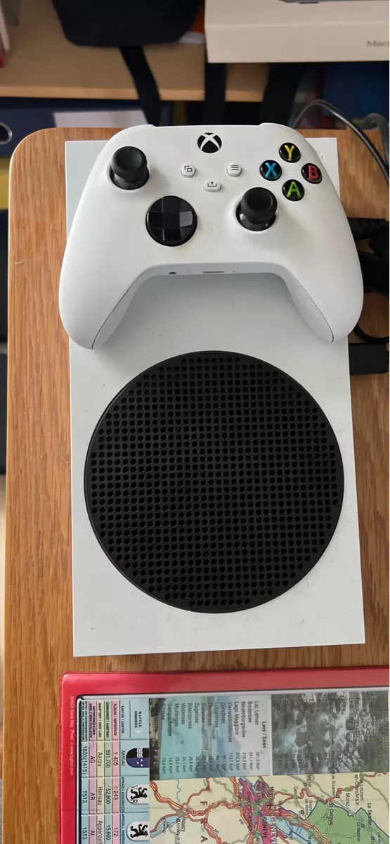 Microsoft Console: Xbox Serie S – Usato da Cadro venduto da raf_82wx 1