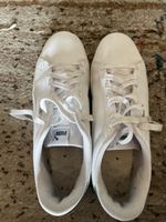 Baskets Puma blanc taille 45 