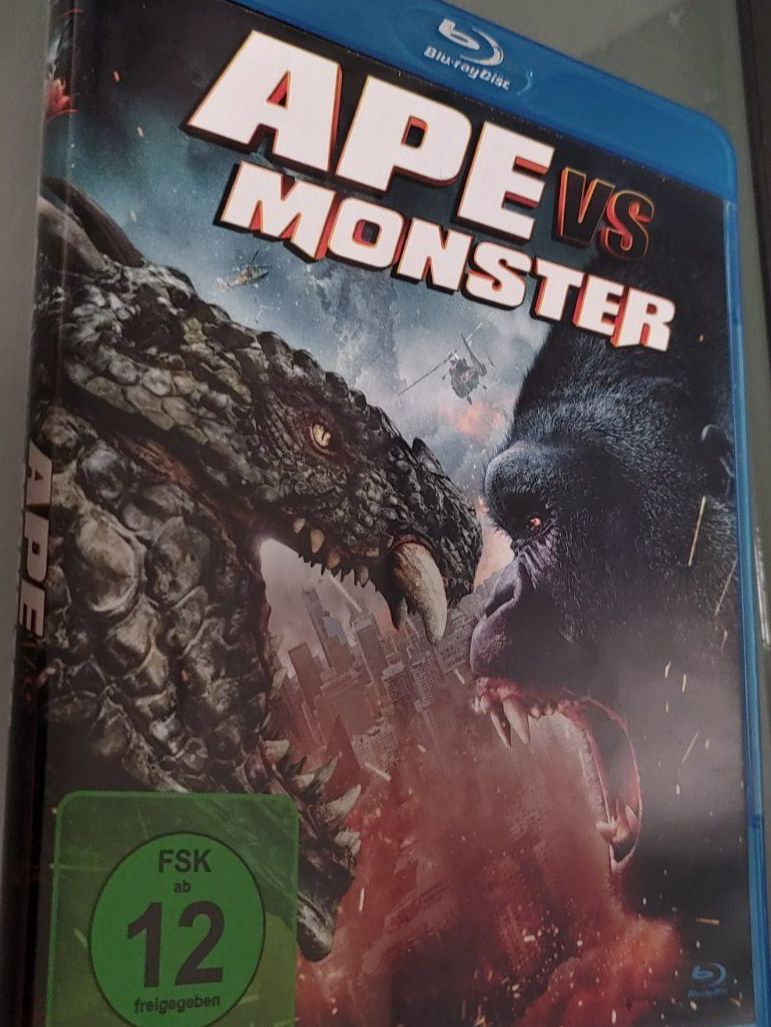 Tutti i DVDs: APE VS Monster Blu-Ray – Usato da Dottikon venduto da Oldyfreak