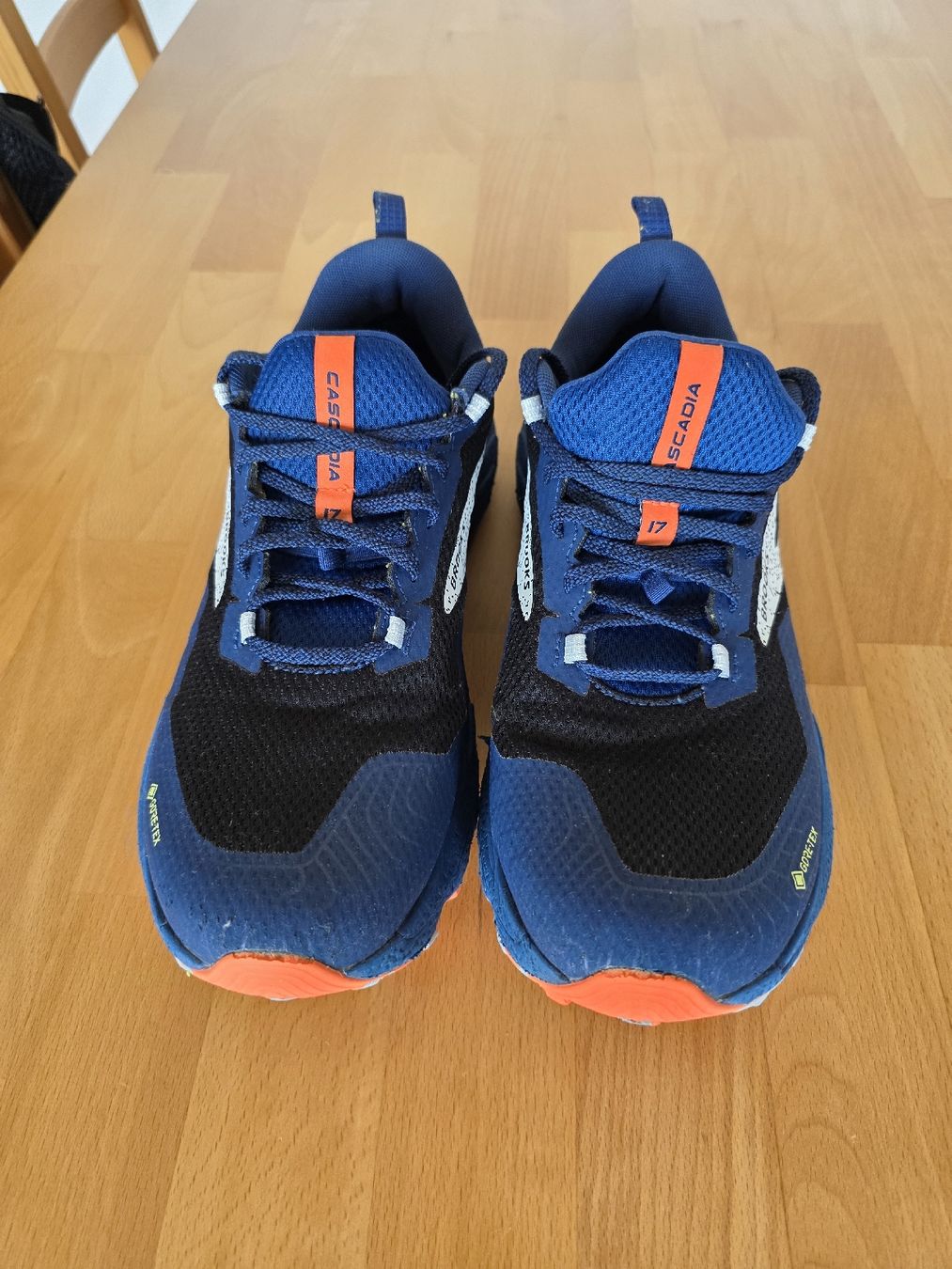 Brooks Chaussures hommes: BROOKS CASCADIA – D'occasion à Orpund par Olee2