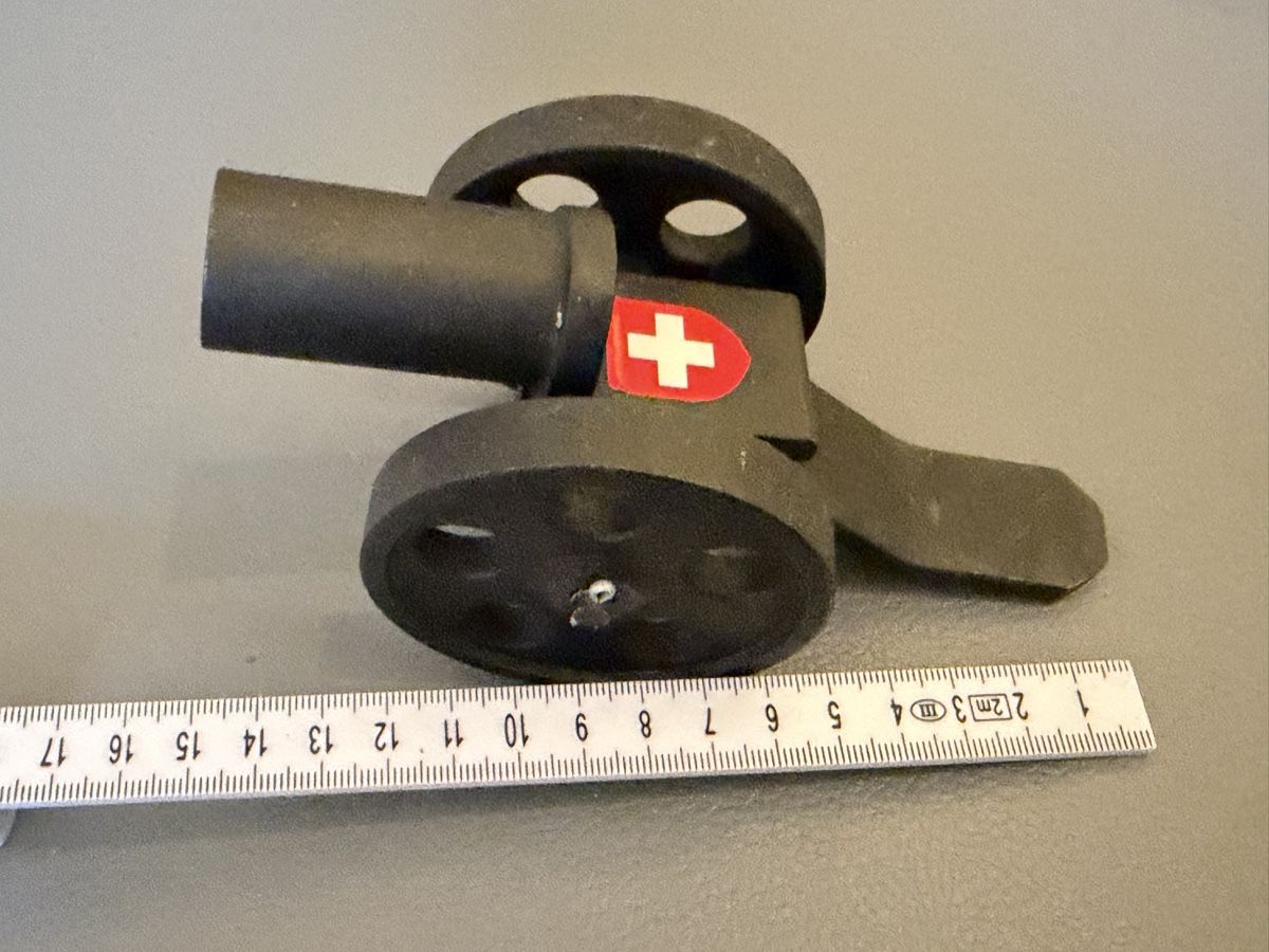 Tutte le decorazioni: Antike Vintage Kanone Deko – Usato da Deitingen venduto da Himhip 5