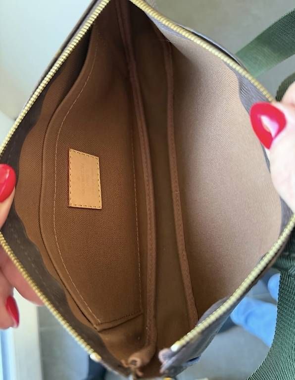 Sacs femmes: Louis Vuitton Multi Pochette  – D'occasion à Dietikon par lat_8mf6 2