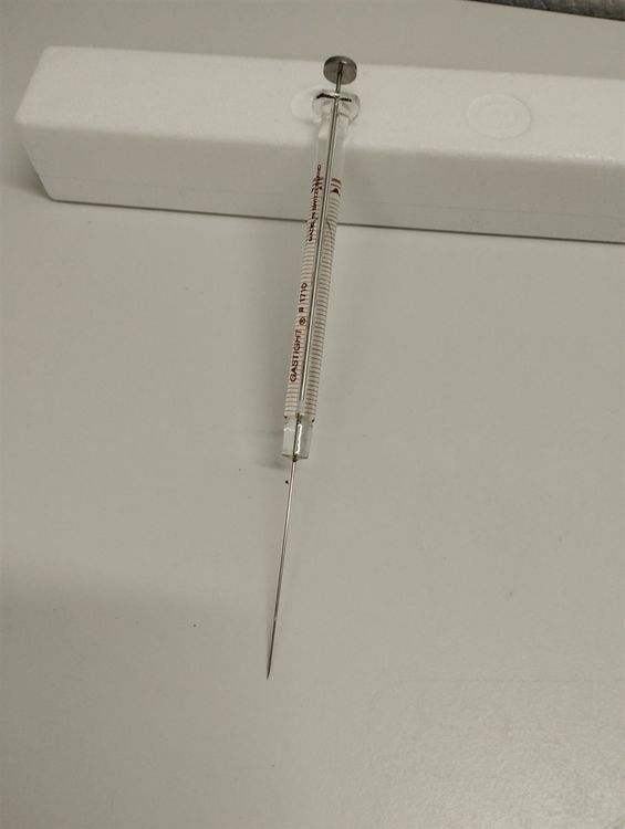 Tecnologia medica: Hamilton Microliter Syringes 100ul – Usato da Niederdorf venduto da LeptonAG_Labor