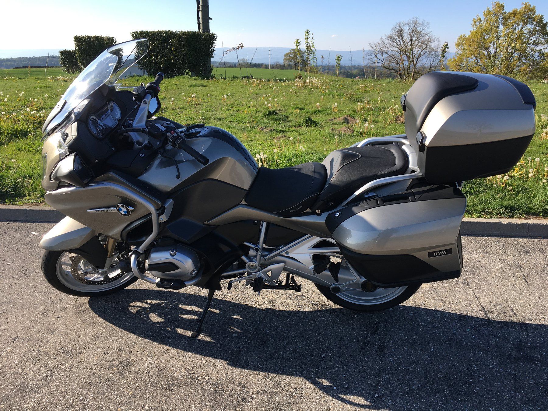 BMW Touring: BMW R 1200RT (LC) – Usato da Fribourg venduto da rogerbd 1