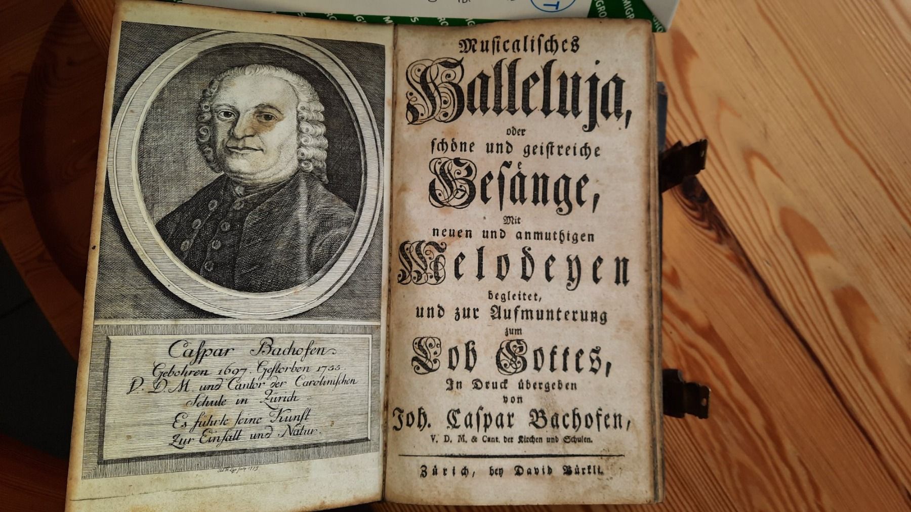 Bücher: MUSIKALISCHES HALLELUJA,  oder schöne + geistreiche Gesänge – Gebraucht aus zürich von gabab 1
