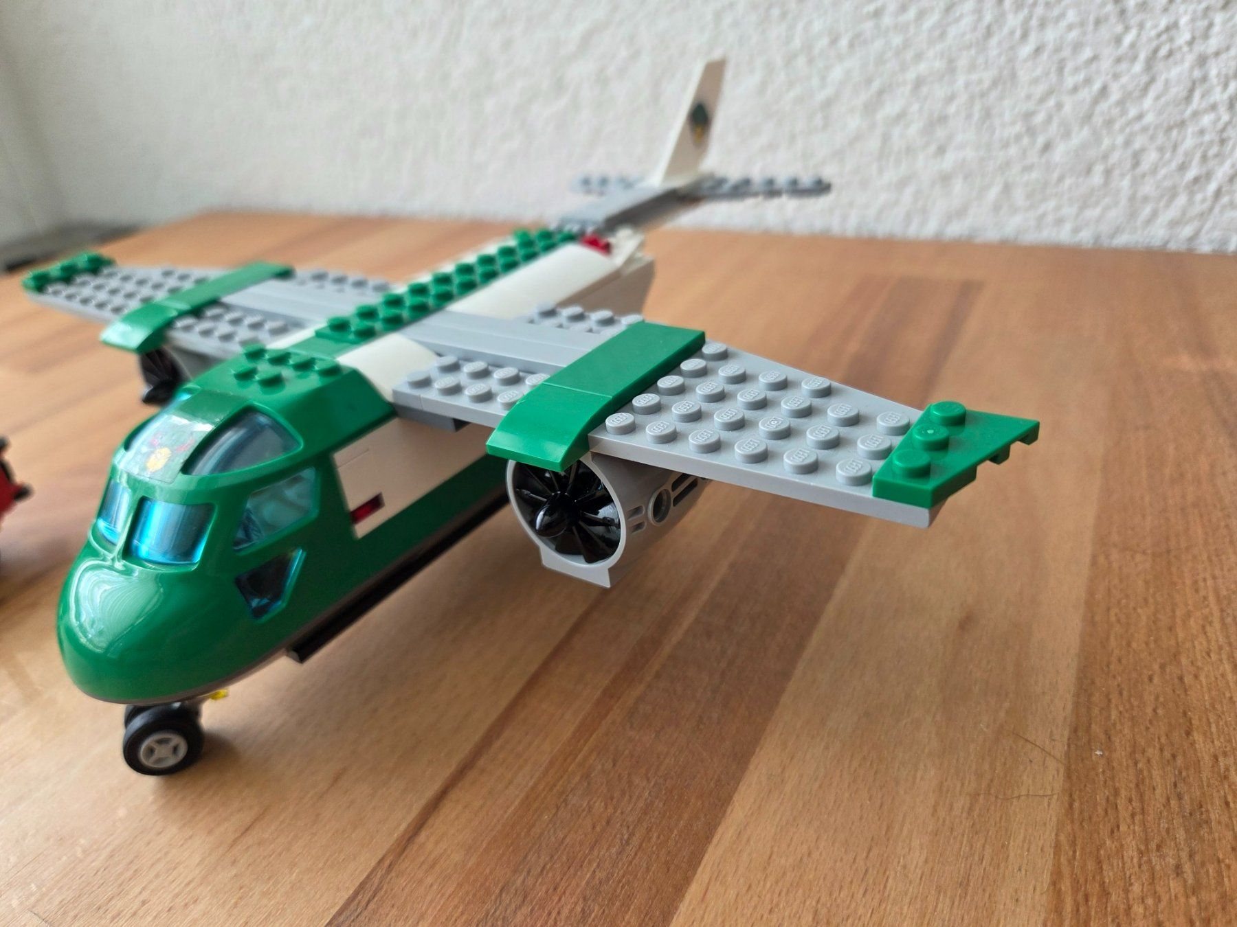 Lego Baukästen: Lego 60101 Airport Cargo Plane – Gebraucht aus Thun von Reda68 2