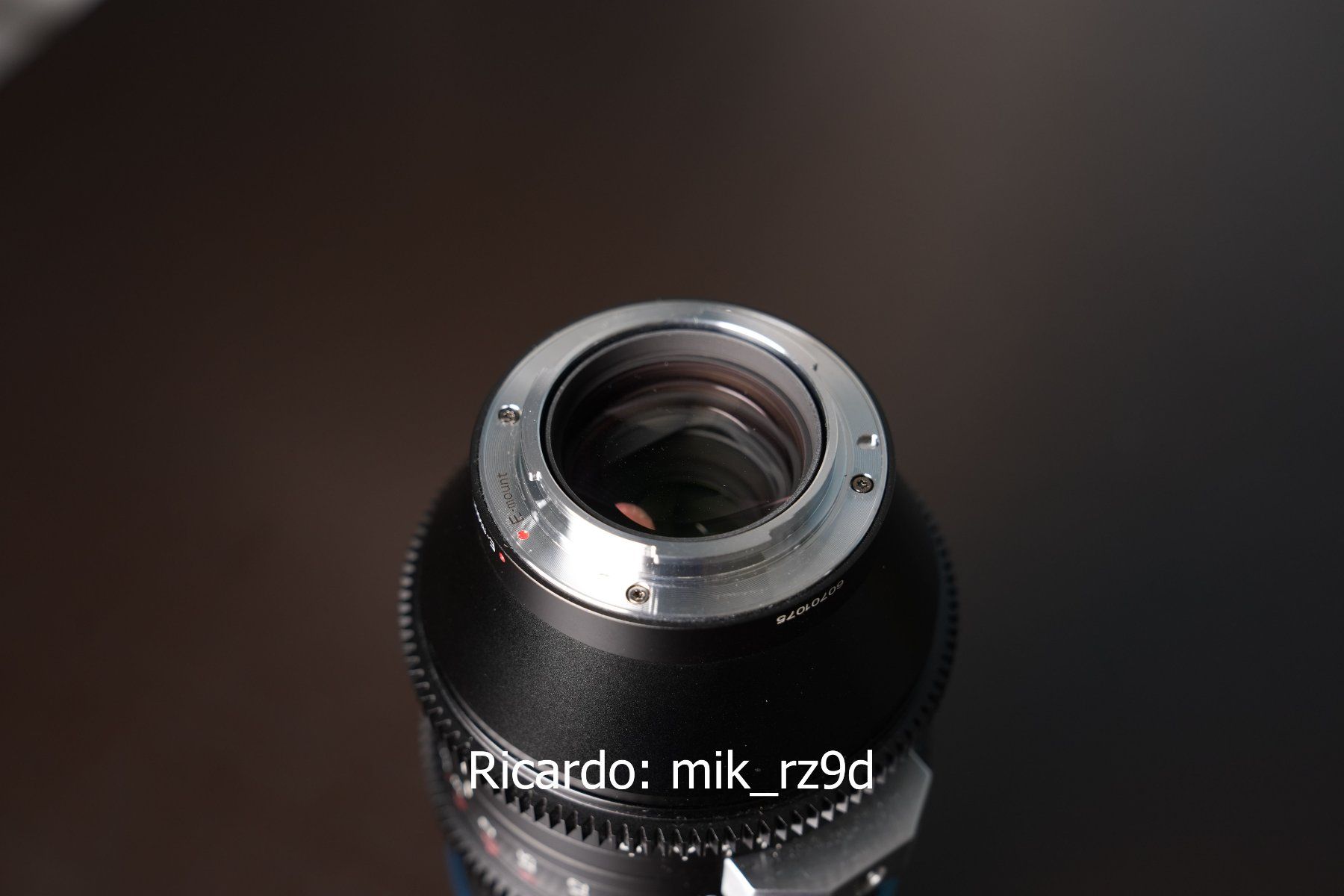 Sirui Objectifs: Sirui Venus 75mm T2.9 1.6x Vollformat Anamorphic Sony E – D'occasion à Gossau SG par mik_rz9d 4