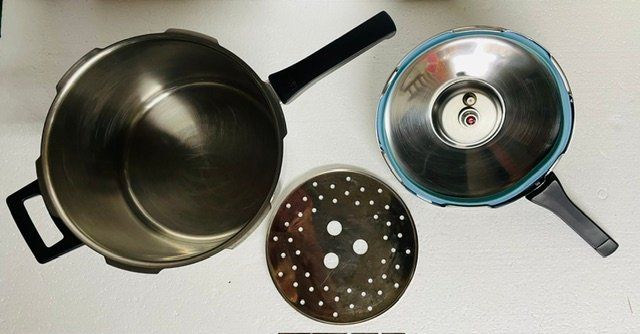 Kuhn Padelle: Duromatic Supreme Kuhn Rikon 7 l – Usato da Oberrieden venduto da Ket25 2