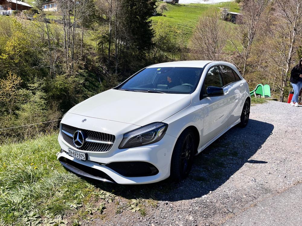 Mercedes A180 AMG 7G-TRONIC, Apple CarPlay, Android Auto