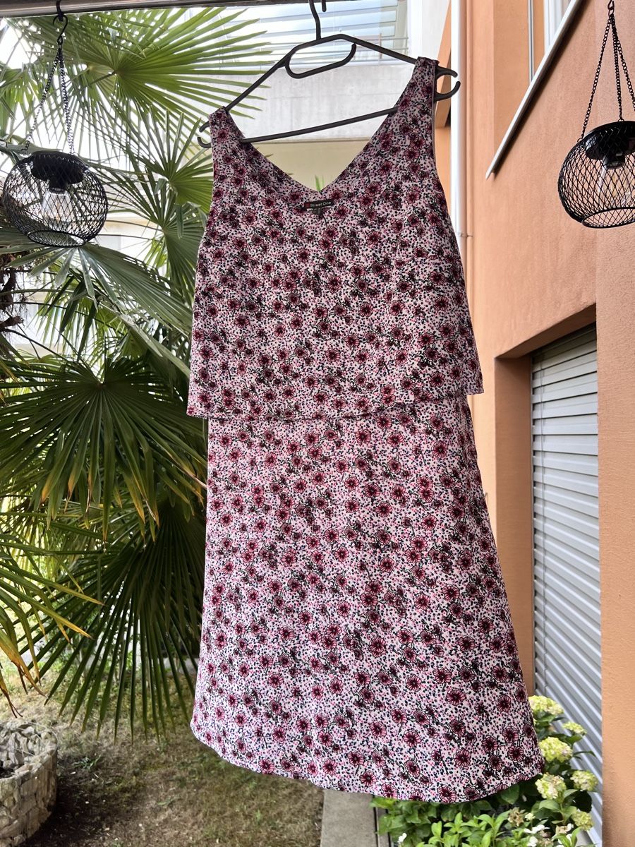 Lotti di vestiti: 6 Sommerkleider zum Preis von einem  – Usato da Giebenach venduto da Janosch79 1