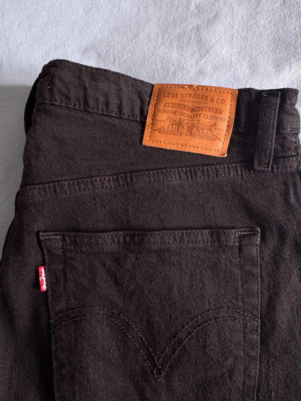 Levi's Jeans: Levi's Ribcage W32/L30 – Usato da Bern venduto da Vintagedrop 1