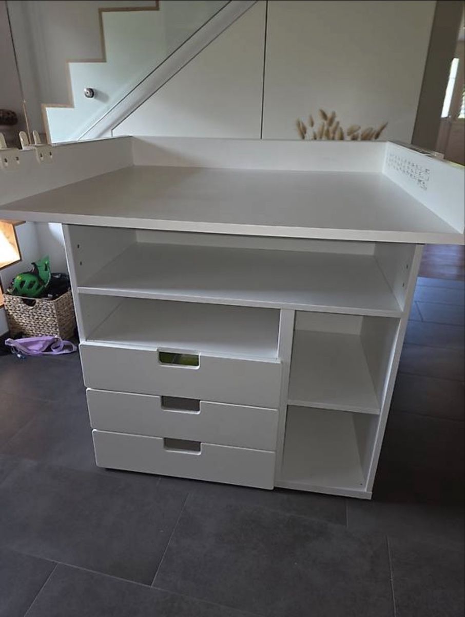 Ikea Wickeltisch & Zubehör: Wickelkommode IKEA weiss 3 Schubladen gebraucht – Gebraucht aus Rümlang von Elly_G 2