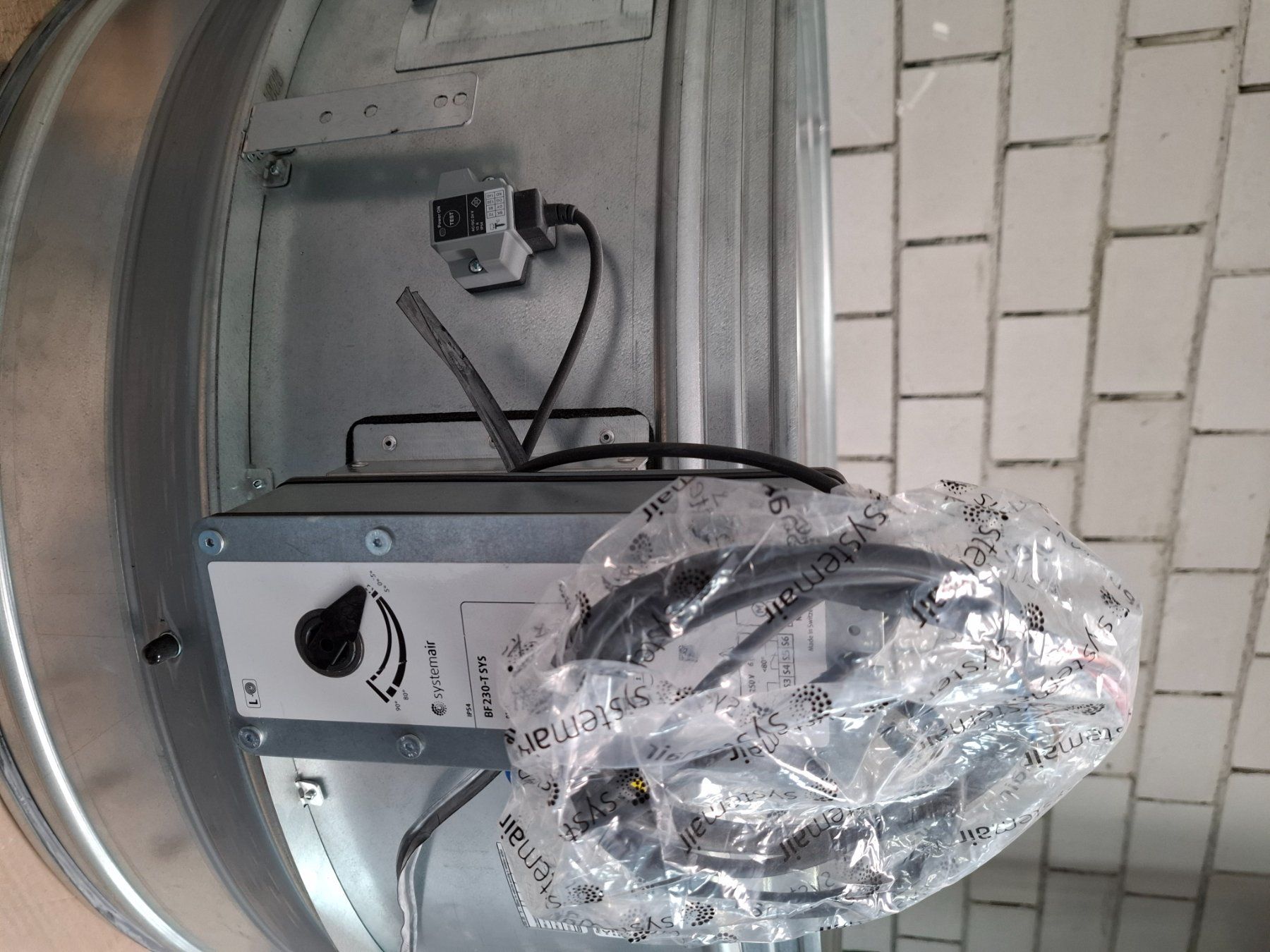 Motori: Neue ungebrauchte Brandschutzklappe NW1000mm mit Belimo230VA – Nuovo e nell'imballaggio originale da Flaach venduto da jelllo2 2