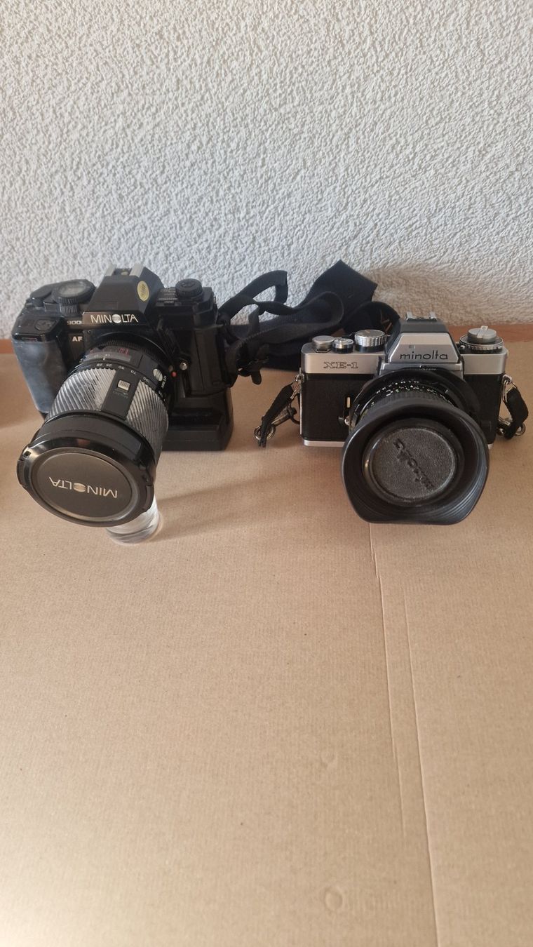 Minolta Fotocamera: Diverse Minolta Kamera Set mit Objektiven gebraucht – Usato da Sirnach venduto da Giordi1 2
