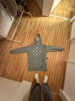 Skihosen und Skipullover