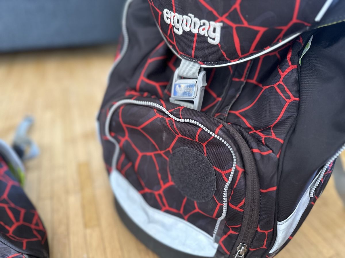 Ergobag Sacs & sacs à dos: Ergobag, mit Regenschutz, Turnrucksack und Teiler – D'occasion à Altstätten SG par sar_65sw 2