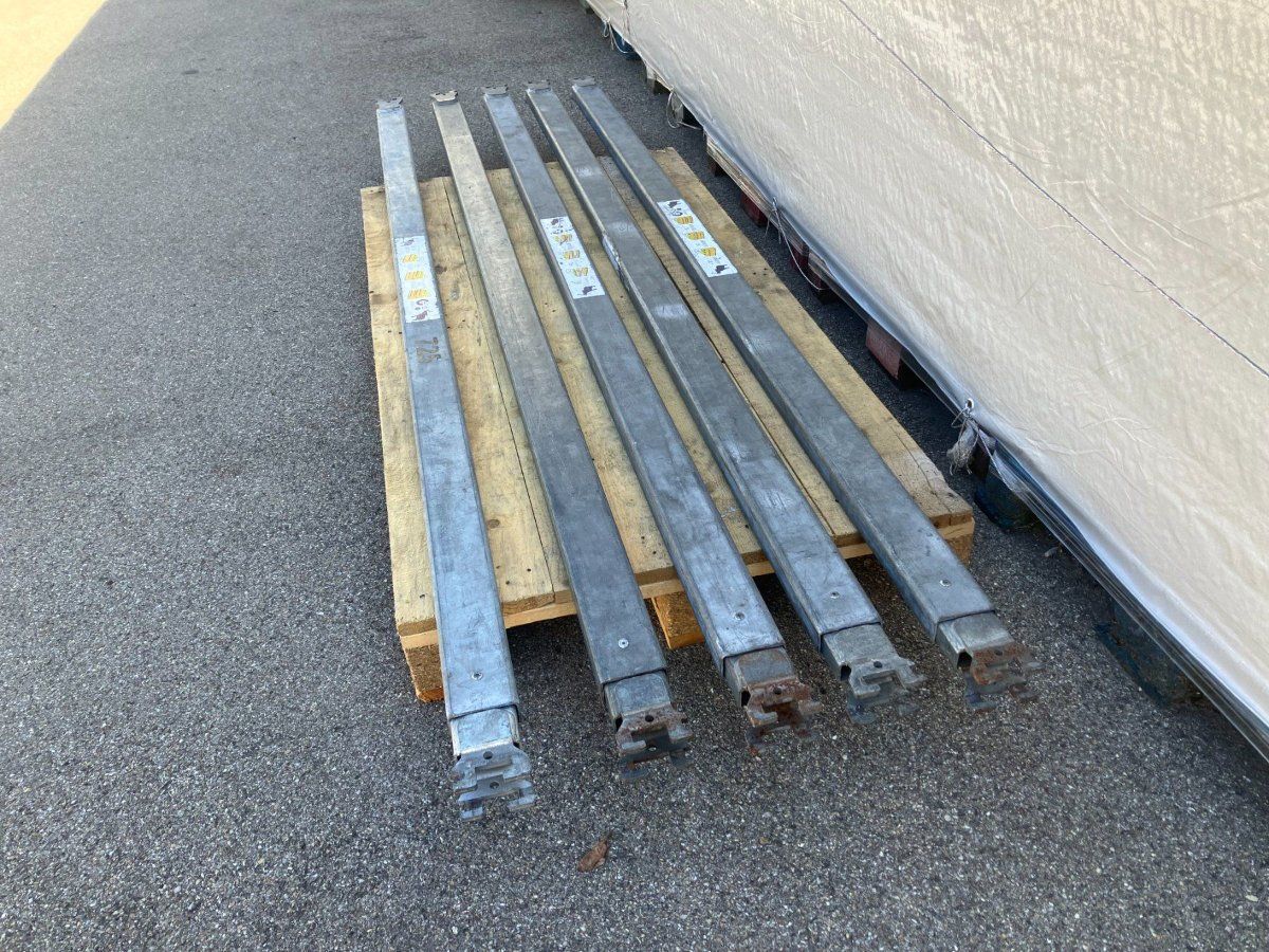 Alle Werkzeuge: 5x Stahl-Sperrbalken/2.49-2.54 m/4500 daN - TÜV-zert ab 1.- – Gebraucht aus Lichtensteig von Buy24International