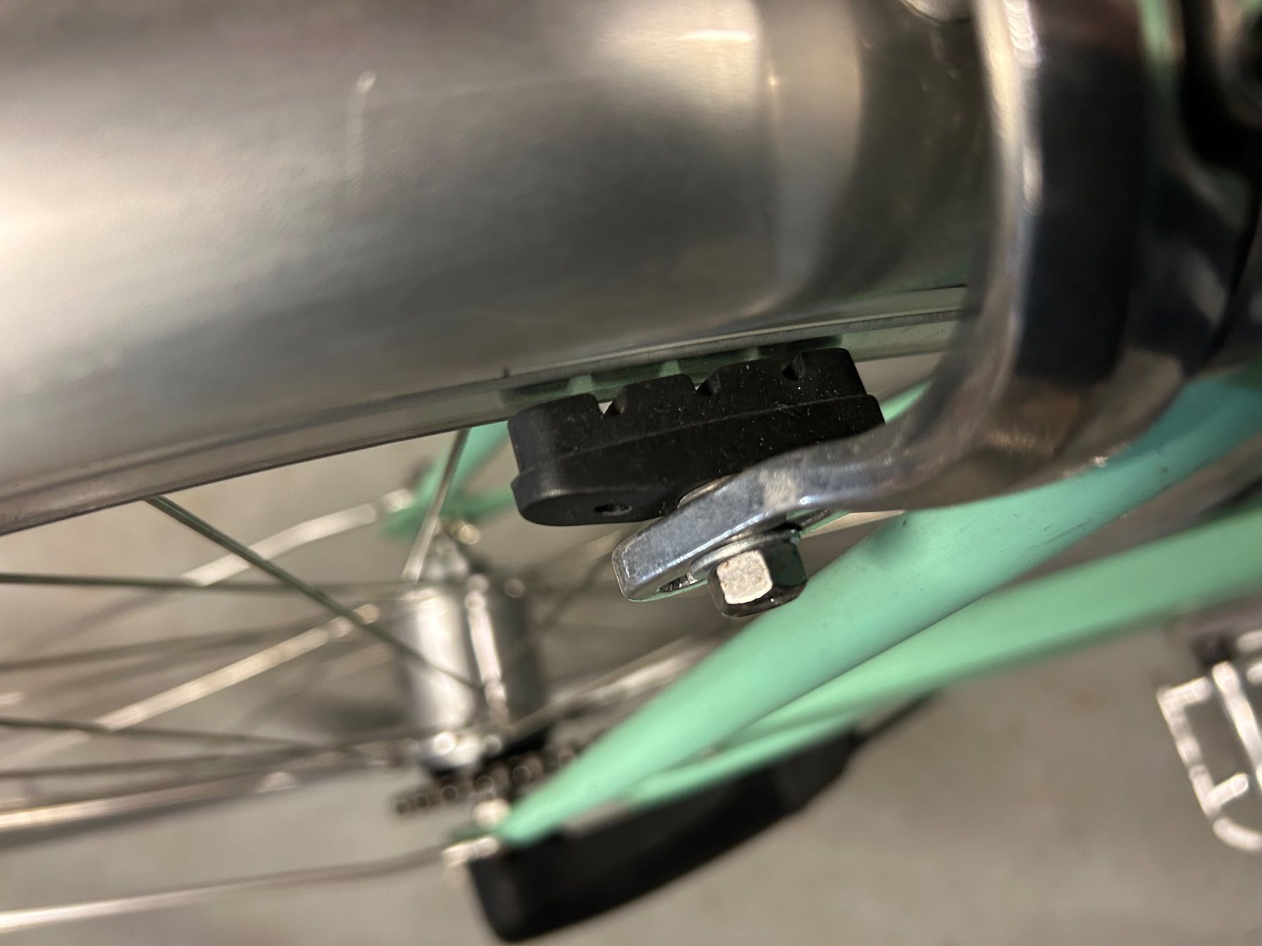 Siech Biciclette: Siech Damen City Bike mit Korb – Usato da Adlikon b.Regensdf venduto da usado 7