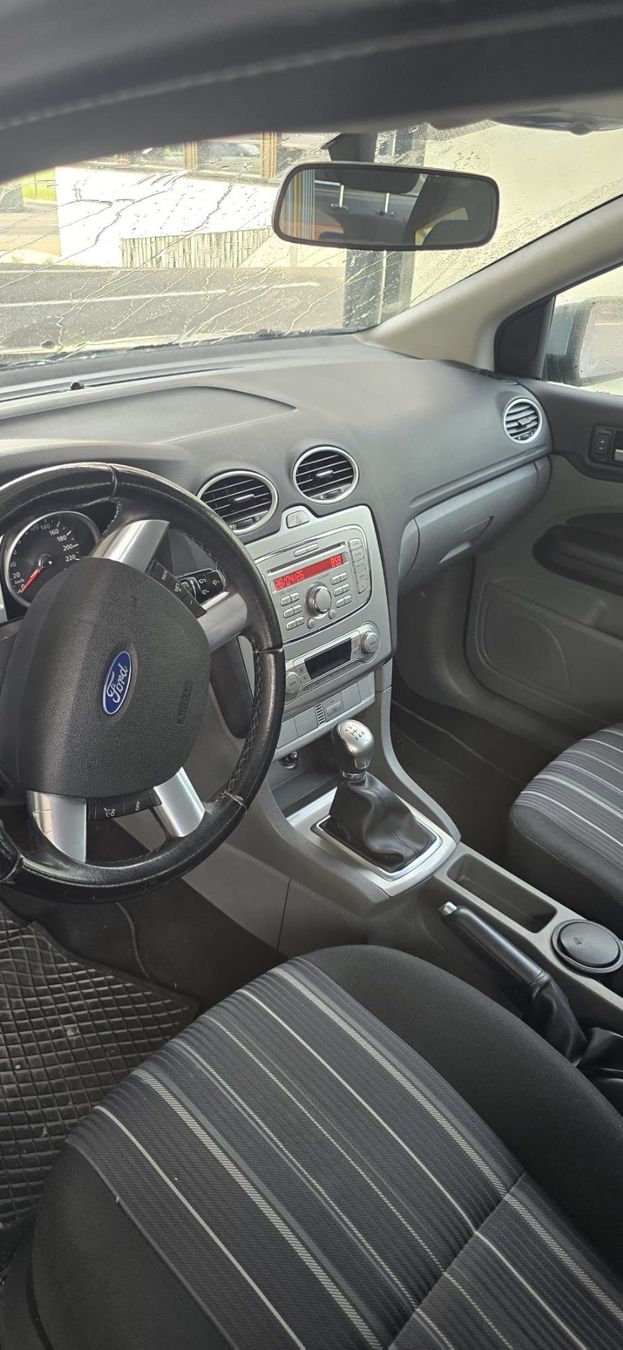 Ford Automobili: Ford Focus 1.6 // 1.Hand // ab mfk – Usato da Wattwil venduto da qualitiy1 1
