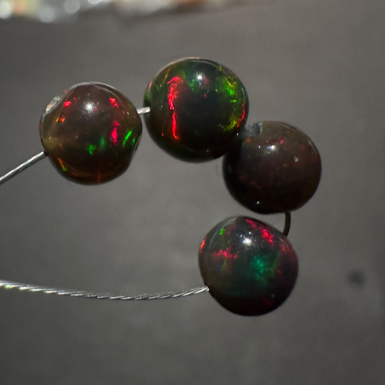 Pietre preziose: 2.97 ct - Natural Ethiopian Opal Beads - 4 Pcs – Nuovo (secondo la descrizione) da Zürich venduto da Yoohooz