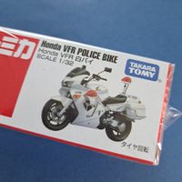 Takara Tomy Tomica No.4 HONDA VFR POLICE BIKE 1/32 new!!