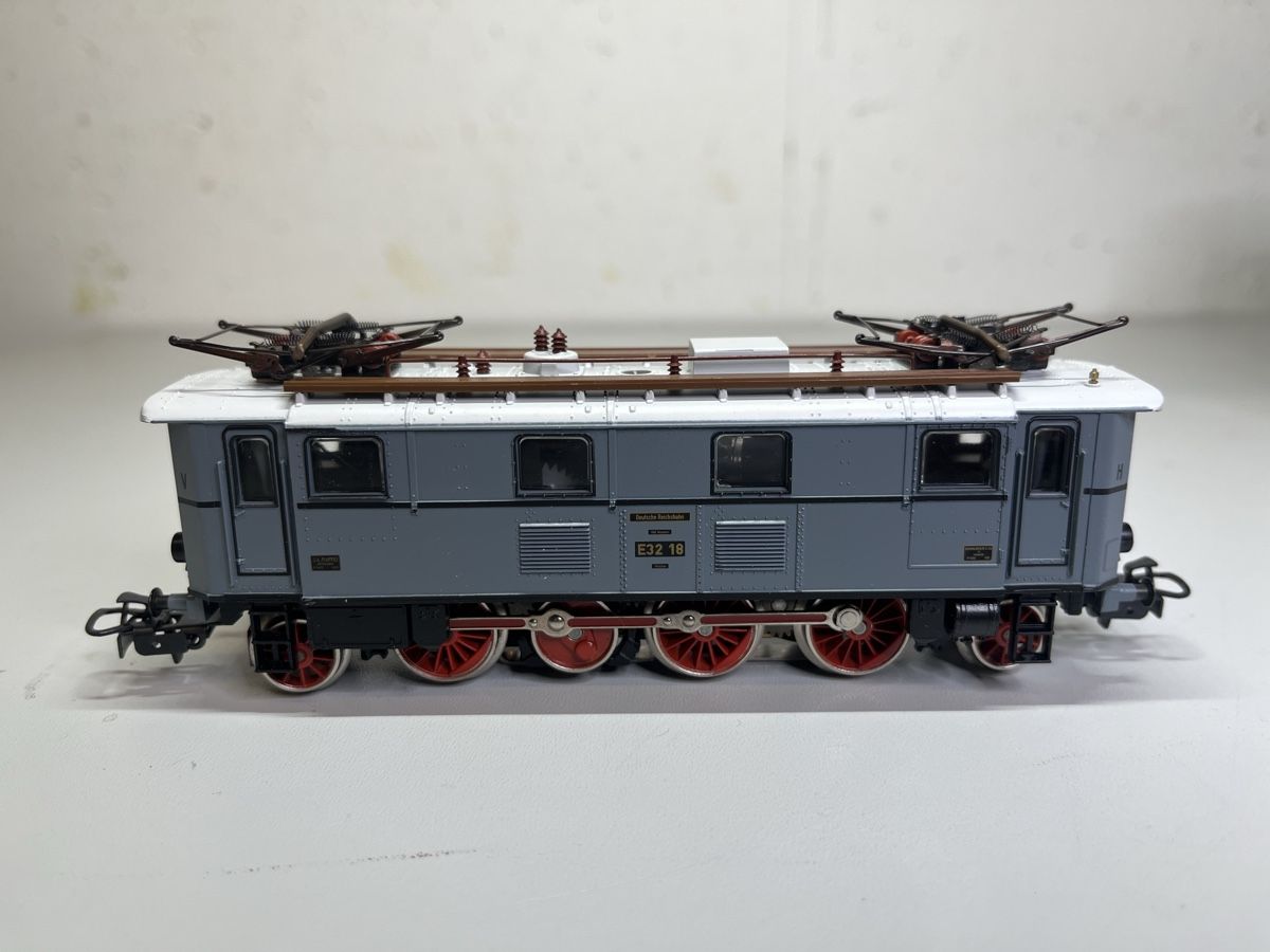 Märklin Modellini di ferrovie: Märklin 3187 E32 der Deutschen Reichsbahn – Usato da Adlikon venduto da Tonda01 1