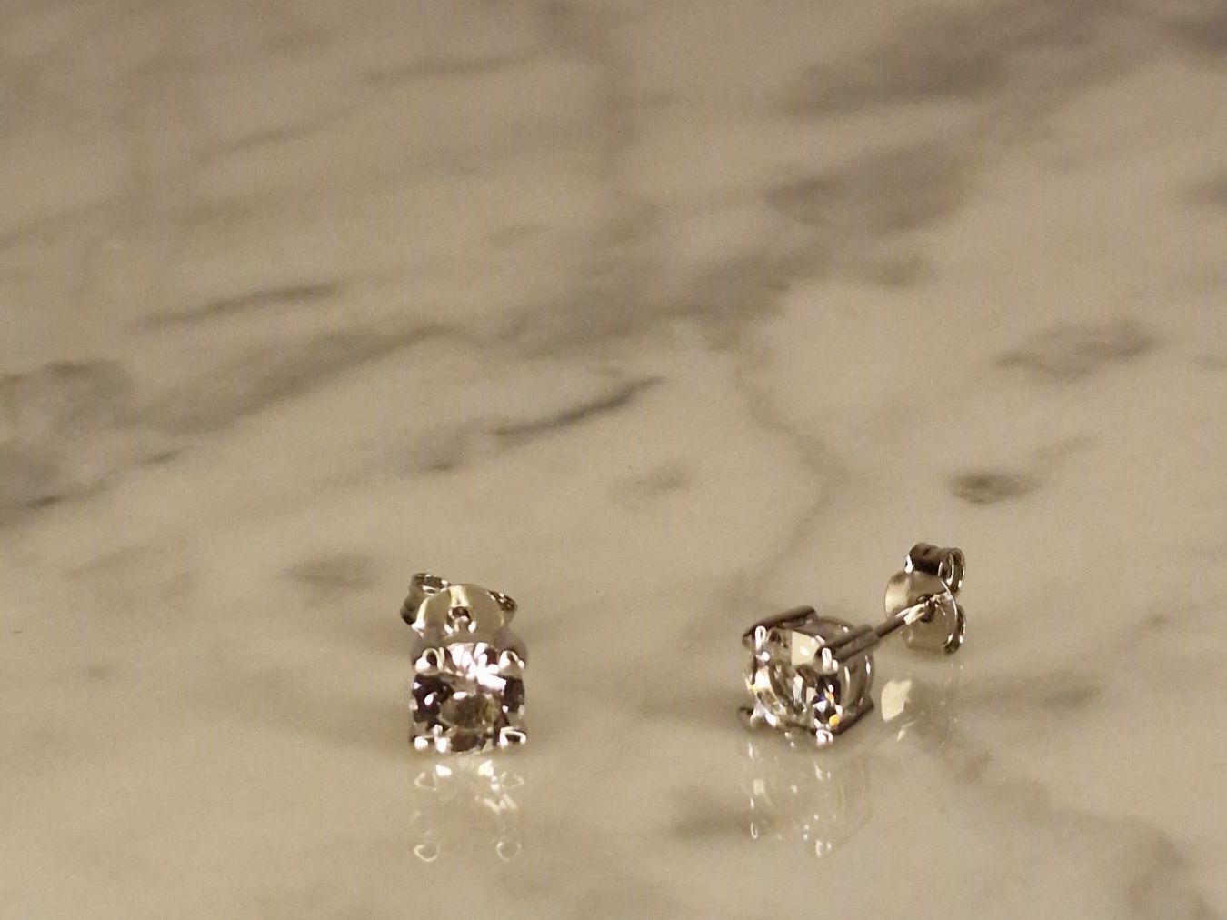 Orecchini pendenti & Orecchini a lobo: 925 Sterling Silber Ohrstecker mit Swarovski Elementen | NEU – Nuovo (secondo la descrizione) da Frauenfeld venduto da steel_with_stil 1