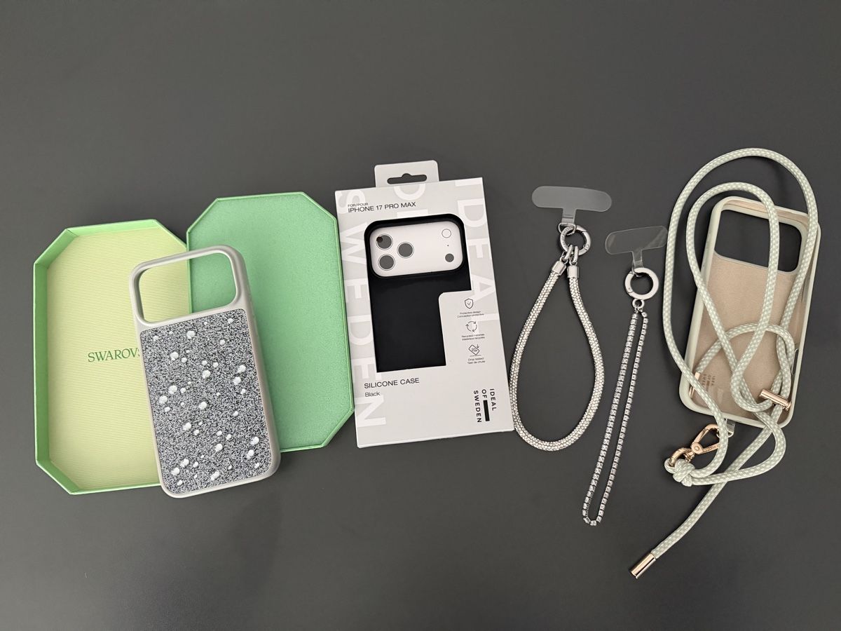 Swarovski Coques & Protection écran: Swarovski iPhone 17 Pro Max Schutzhüllen etc. – D'occasion à Therwil par as_good_as_new