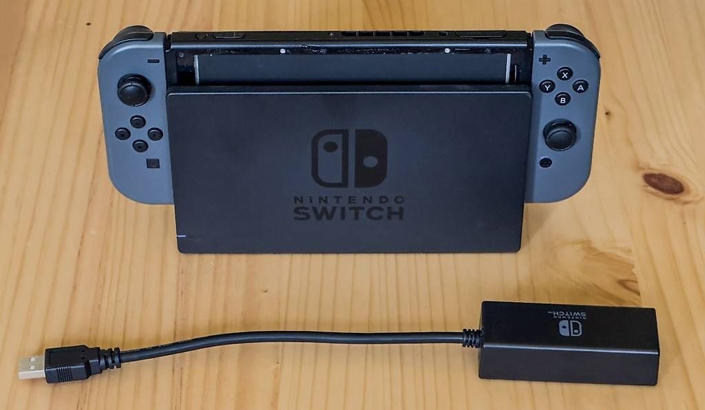 Nintendo Console: Nintendo Switch OHNE Display – Usato da Neftenbach venduto da foCus7560 1