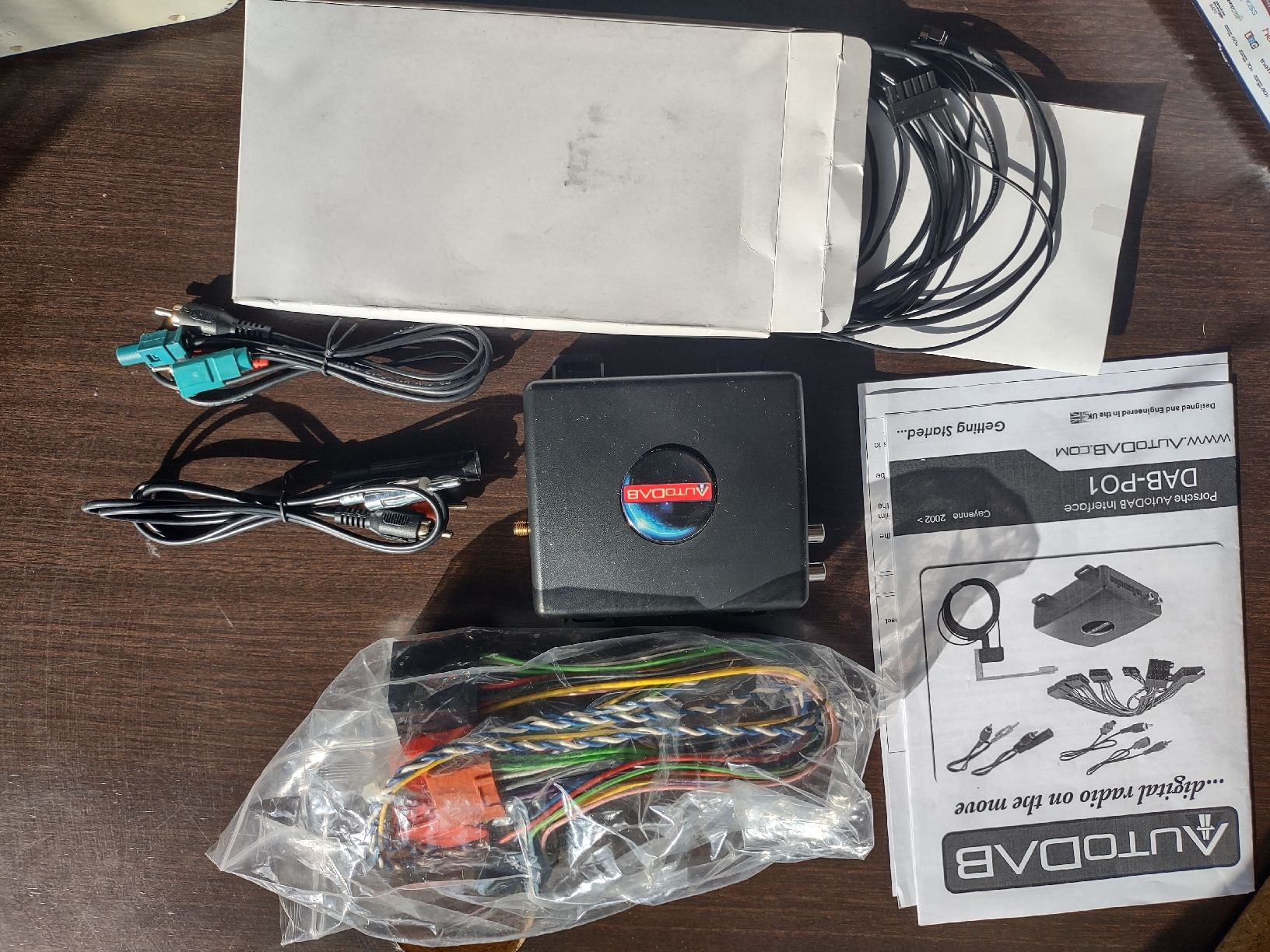 Radio: Auto Dab-PO1 Porsche AutoDab Interface – Nuovo (secondo la descrizione) da Oberbipp venduto da A.B.M. 4