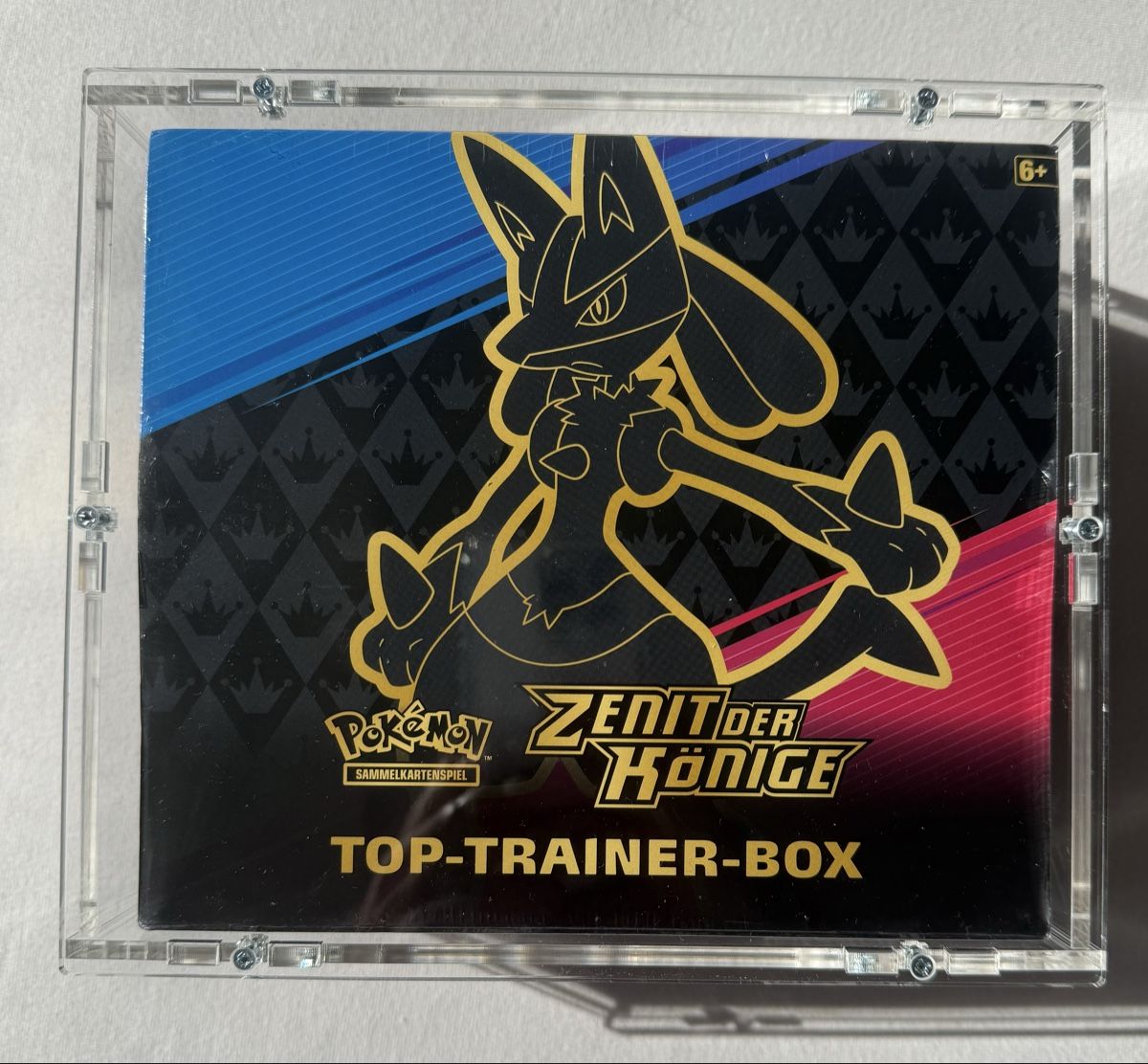 Pokémon Cartes à collectionner: Ab 1.- / Pokemon ETB Crown Zenith inkl. Acrylcase – Neuf avec emballage d'origine à Zürich par Cardimon