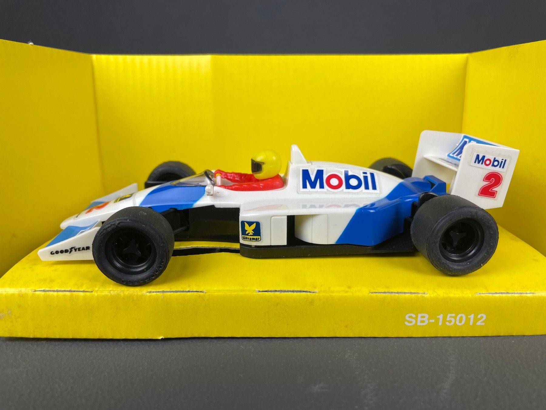 Carrera Piste: Scalextric Exin  8354 Formula Indy Mobil #2 – Nuovo (secondo la descrizione) da Genthod venduto da lightyear63 1