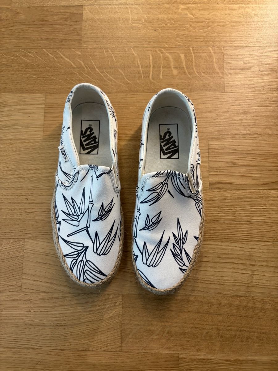 Vans Scarpe da donna: Vans Schuhe mit schönem Muster Gr 37 – Nuovo (secondo la descrizione) da Thayngen venduto da golazo_vines